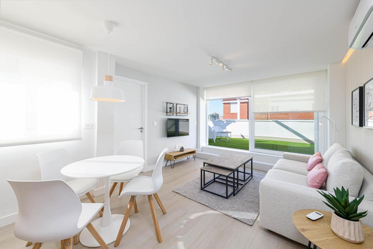 Wintowinrentals Exclusivo Atico Cerca De La Playa. 马拉加 外观 照片
